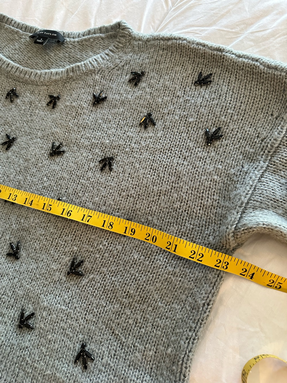 Ann Taylor Embellished Crewneck Sweater size large - Picture 9 of 13